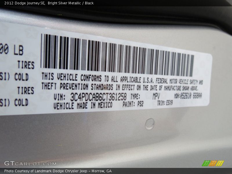 Bright Silver Metallic / Black 2012 Dodge Journey SE