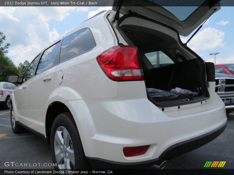 Ivory White Tri-Coat / Black 2012 Dodge Journey SXT