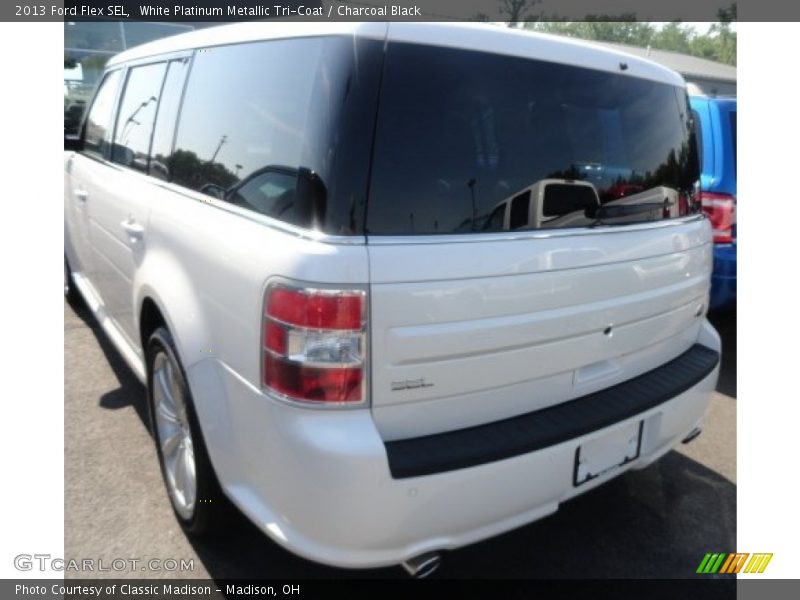 White Platinum Metallic Tri-Coat / Charcoal Black 2013 Ford Flex SEL