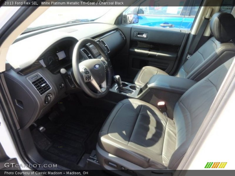 White Platinum Metallic Tri-Coat / Charcoal Black 2013 Ford Flex SEL
