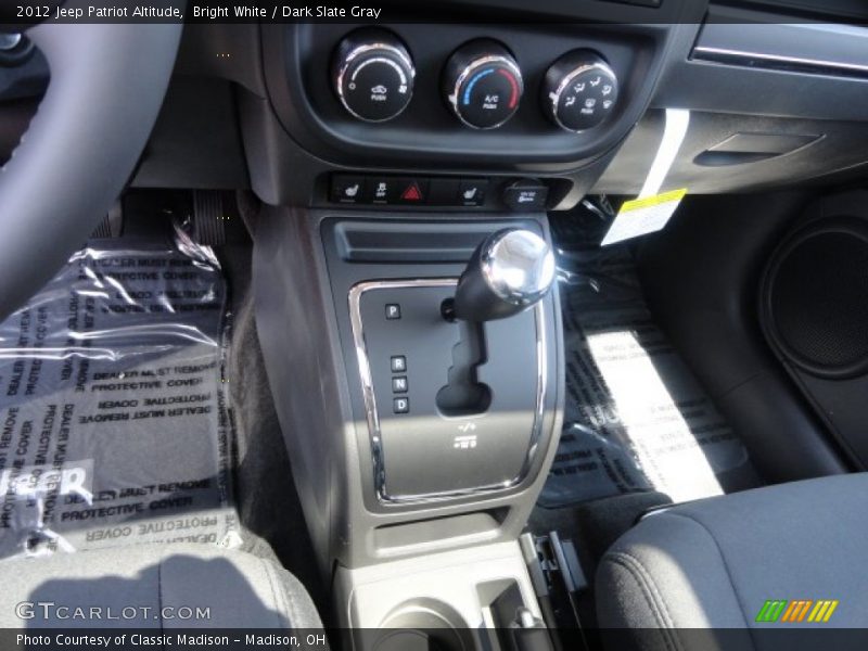  2012 Patriot Altitude CVT II Automatic Shifter