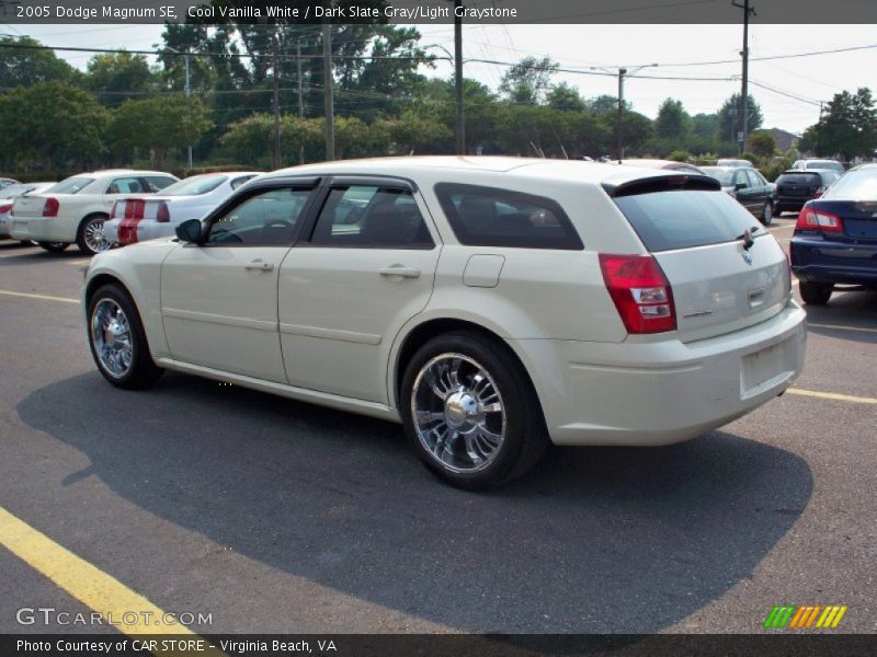 Cool Vanilla White / Dark Slate Gray/Light Graystone 2005 Dodge Magnum SE