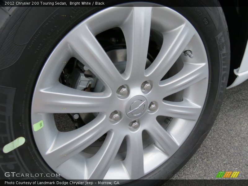 Bright White / Black 2012 Chrysler 200 Touring Sedan