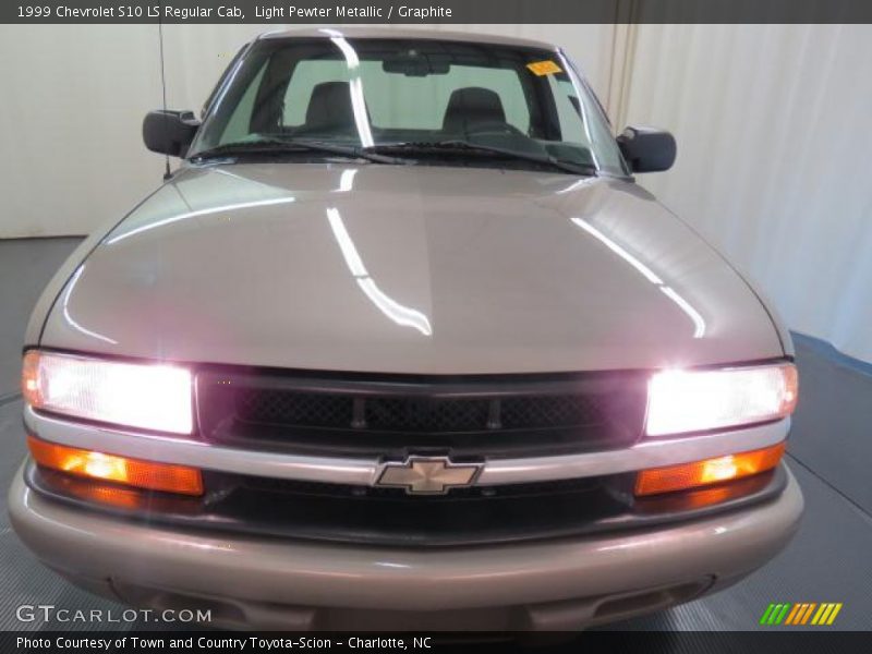 Light Pewter Metallic / Graphite 1999 Chevrolet S10 LS Regular Cab