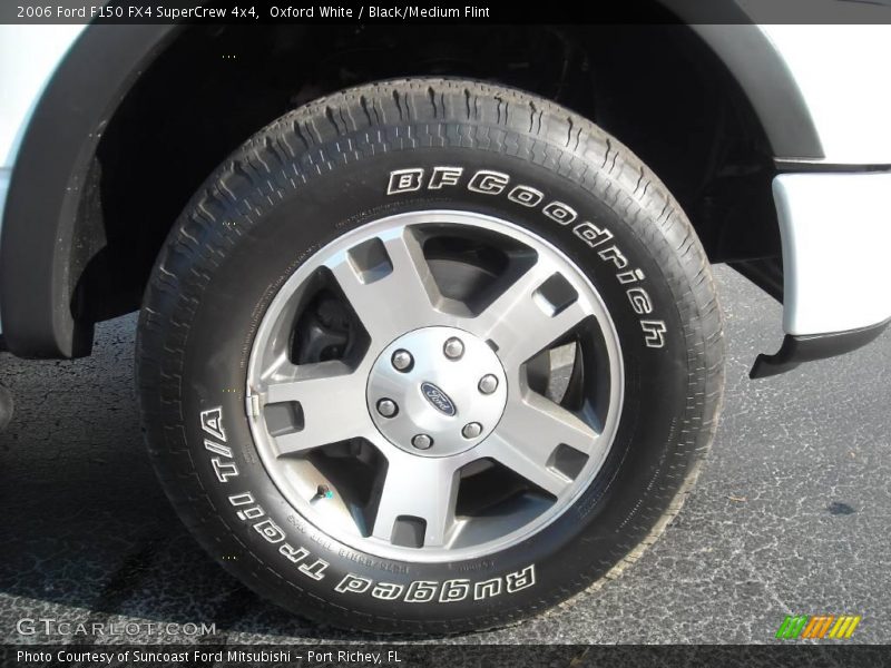 Oxford White / Black/Medium Flint 2006 Ford F150 FX4 SuperCrew 4x4