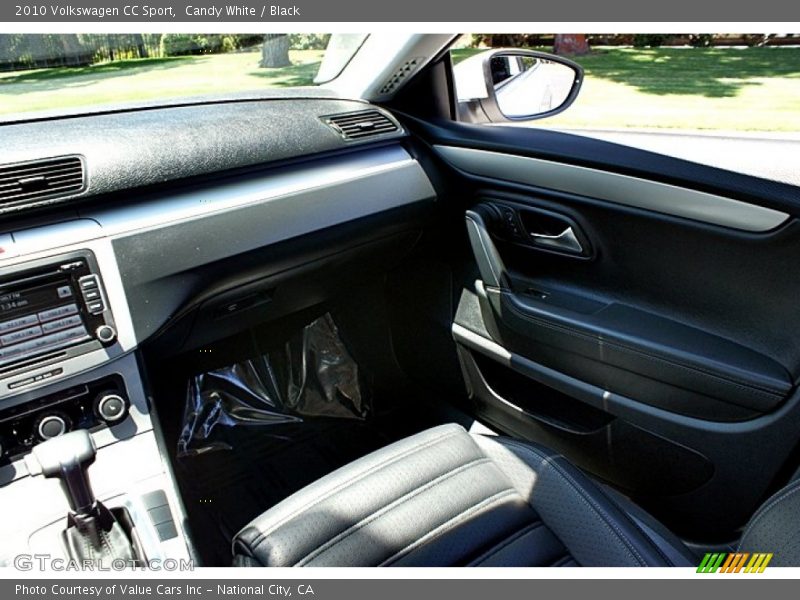 Candy White / Black 2010 Volkswagen CC Sport