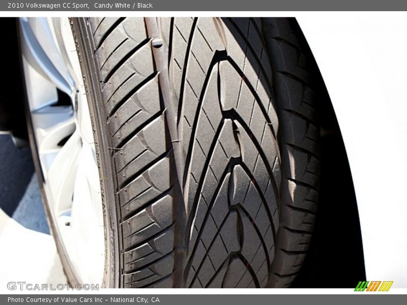 Candy White / Black 2010 Volkswagen CC Sport