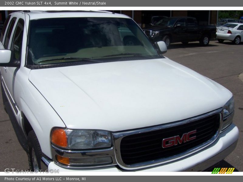 Summit White / Neutral/Shale 2002 GMC Yukon SLT 4x4