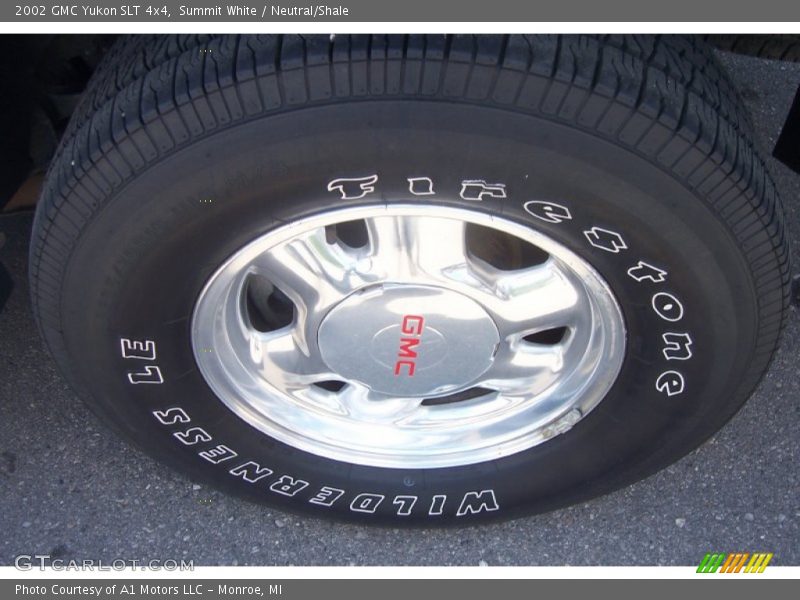 Summit White / Neutral/Shale 2002 GMC Yukon SLT 4x4