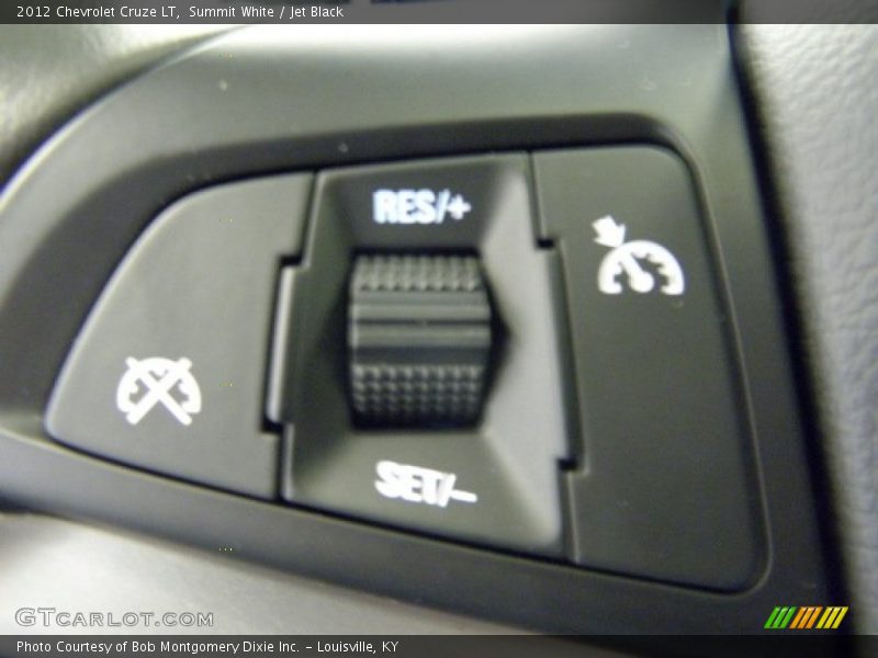 Summit White / Jet Black 2012 Chevrolet Cruze LT