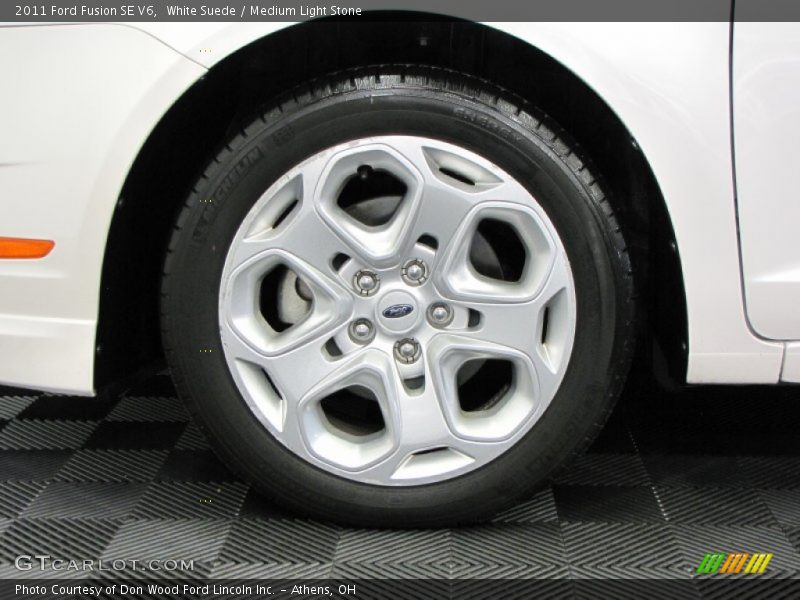 White Suede / Medium Light Stone 2011 Ford Fusion SE V6