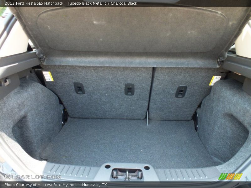 Tuxedo Black Metallic / Charcoal Black 2012 Ford Fiesta SES Hatchback
