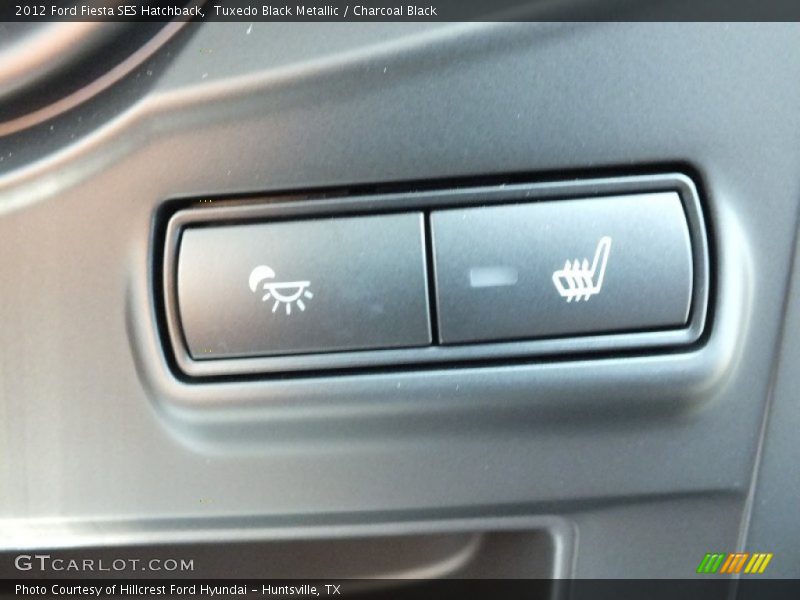 Tuxedo Black Metallic / Charcoal Black 2012 Ford Fiesta SES Hatchback
