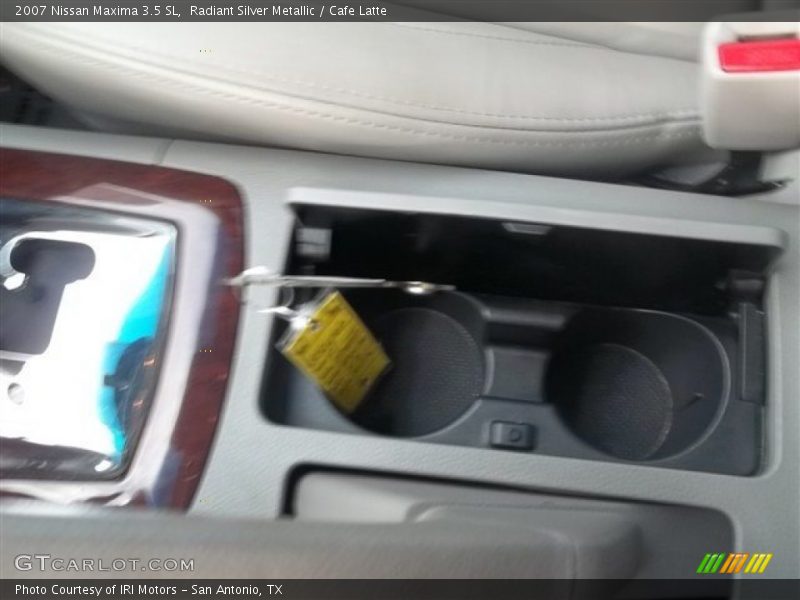 Radiant Silver Metallic / Cafe Latte 2007 Nissan Maxima 3.5 SL