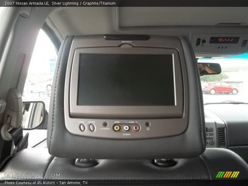 Silver Lightning / Graphite/Titanium 2007 Nissan Armada LE