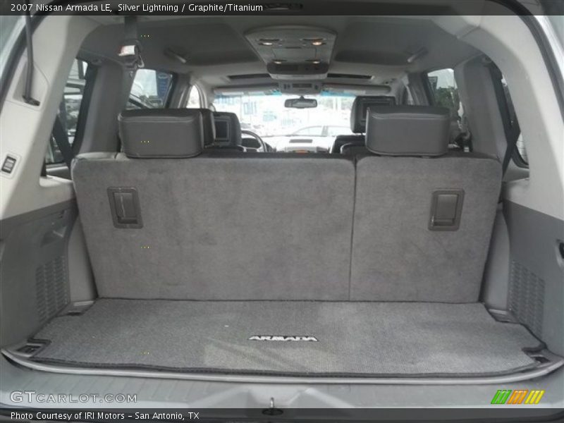 Silver Lightning / Graphite/Titanium 2007 Nissan Armada LE