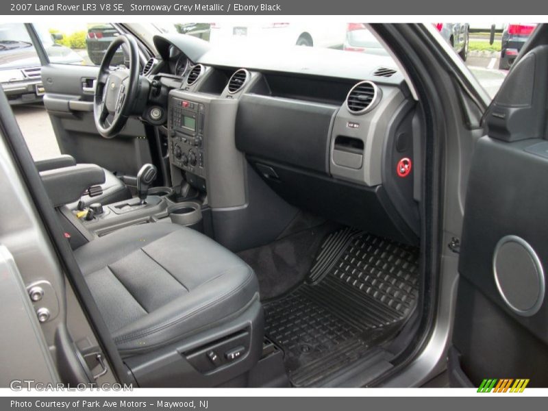 Stornoway Grey Metallic / Ebony Black 2007 Land Rover LR3 V8 SE
