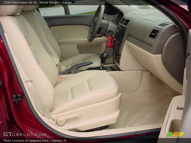 Merlot Metallic / Camel 2006 Ford Fusion SE V6