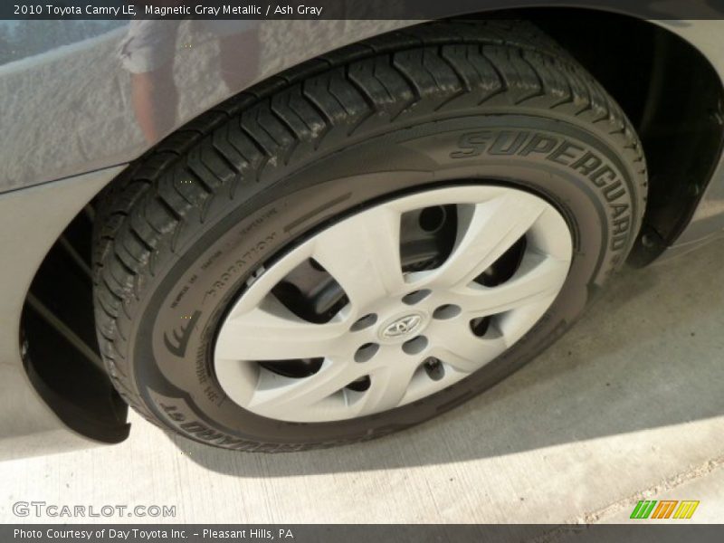 Magnetic Gray Metallic / Ash Gray 2010 Toyota Camry LE