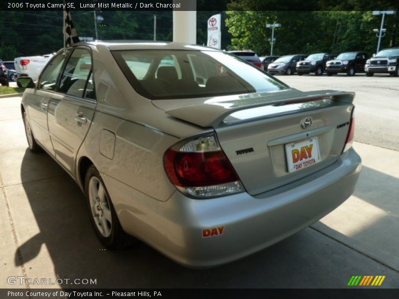 Lunar Mist Metallic / Dark Charcoal 2006 Toyota Camry SE