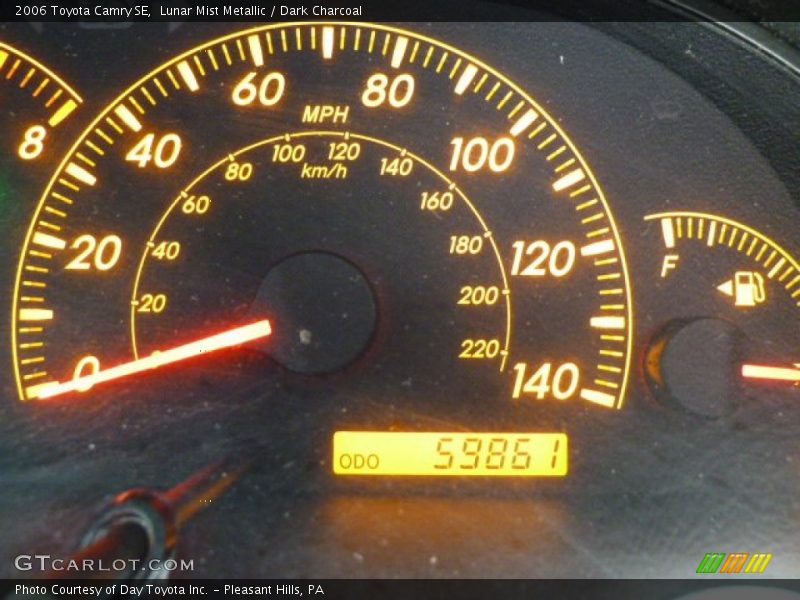Lunar Mist Metallic / Dark Charcoal 2006 Toyota Camry SE