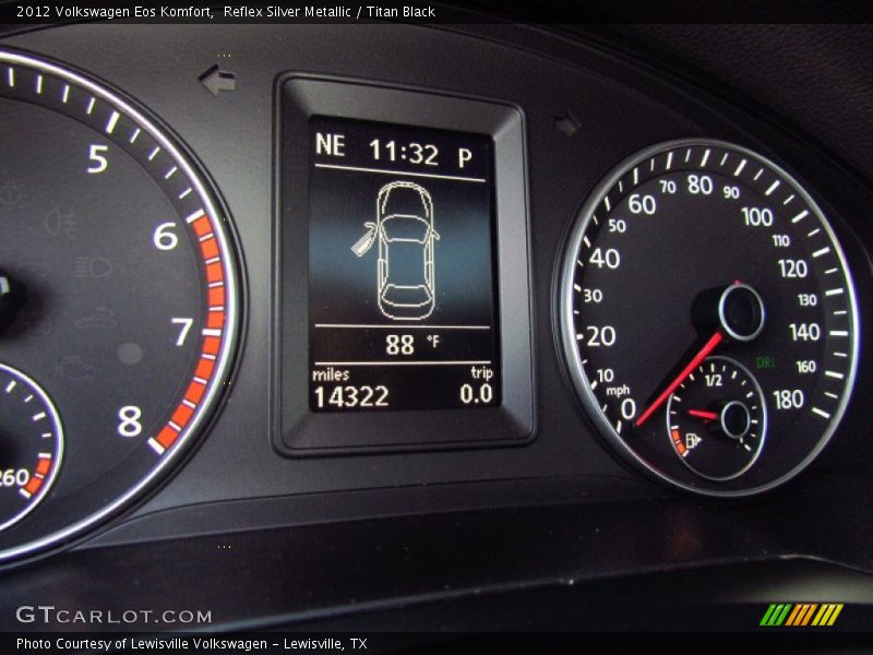 Reflex Silver Metallic / Titan Black 2012 Volkswagen Eos Komfort