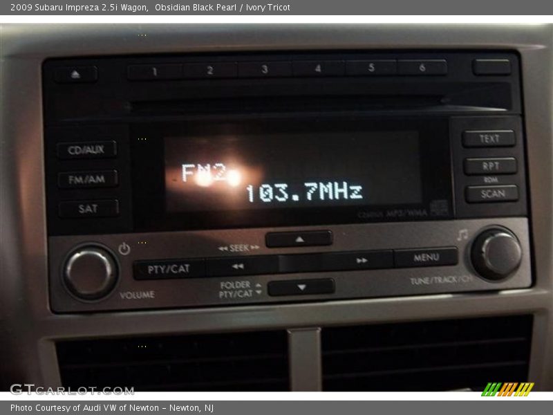 Obsidian Black Pearl / Ivory Tricot 2009 Subaru Impreza 2.5i Wagon