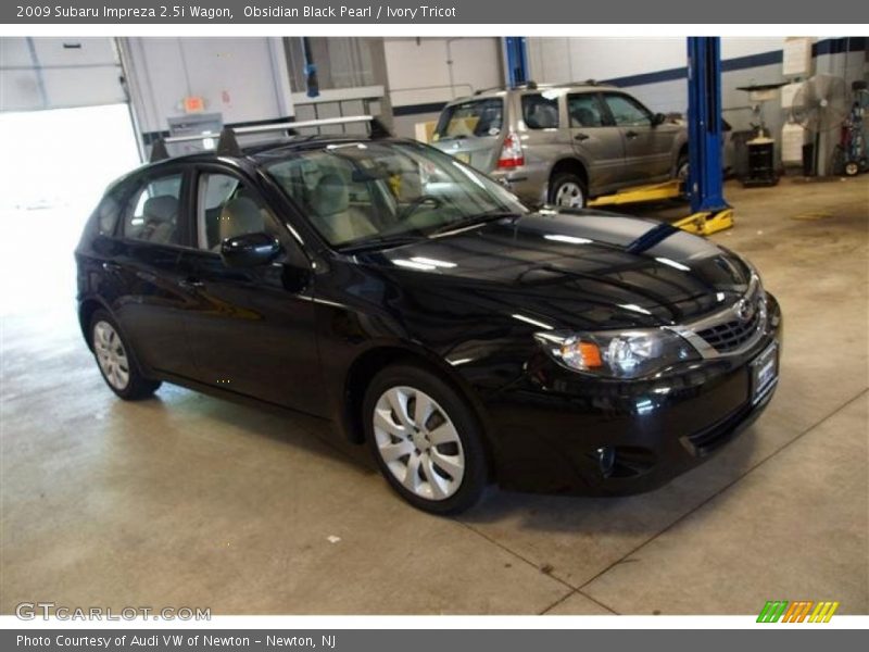 Obsidian Black Pearl / Ivory Tricot 2009 Subaru Impreza 2.5i Wagon