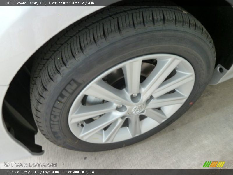 Classic Silver Metallic / Ash 2012 Toyota Camry XLE