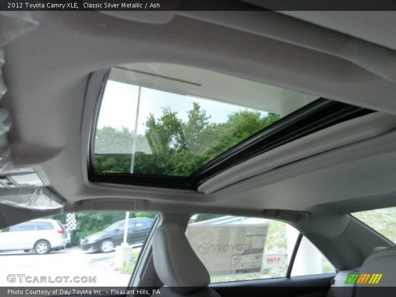 Classic Silver Metallic / Ash 2012 Toyota Camry XLE