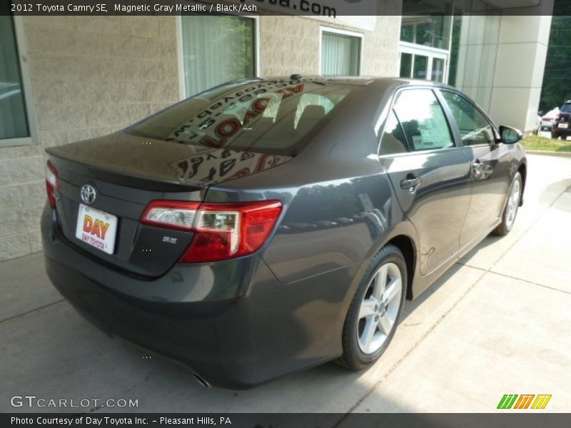 Magnetic Gray Metallic / Black/Ash 2012 Toyota Camry SE