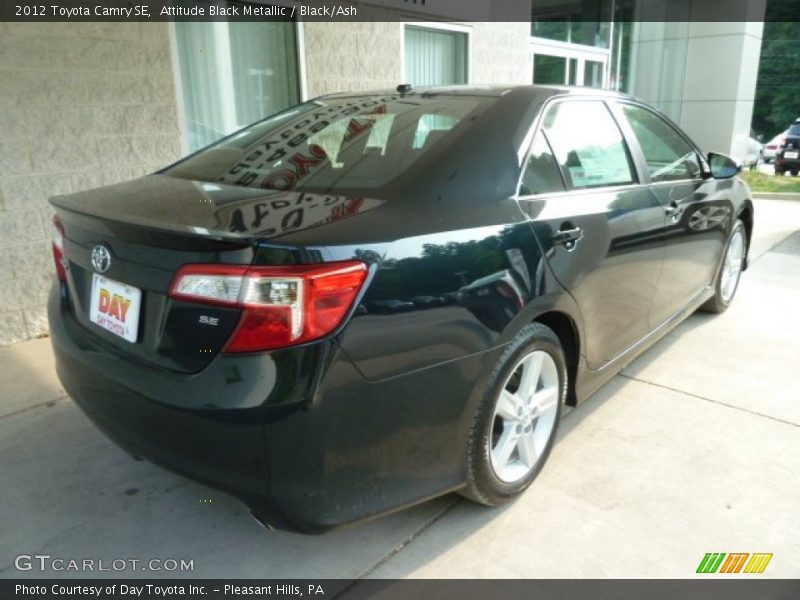 Attitude Black Metallic / Black/Ash 2012 Toyota Camry SE