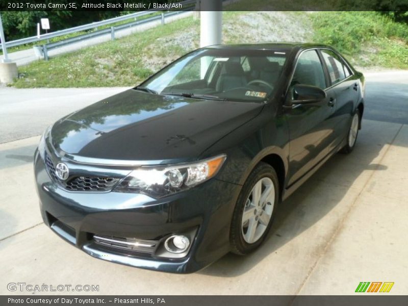 Attitude Black Metallic / Black/Ash 2012 Toyota Camry SE