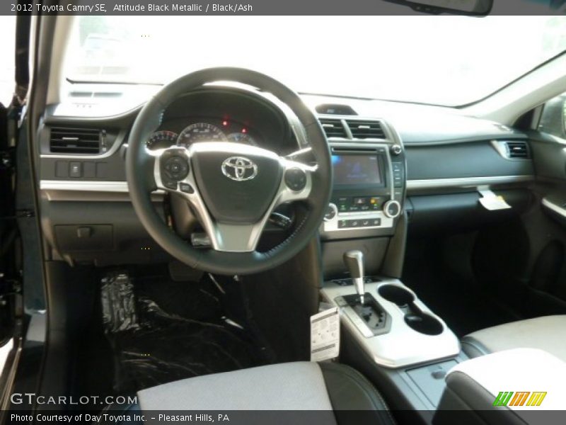 Attitude Black Metallic / Black/Ash 2012 Toyota Camry SE