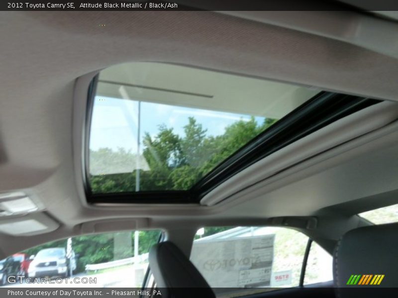 Attitude Black Metallic / Black/Ash 2012 Toyota Camry SE