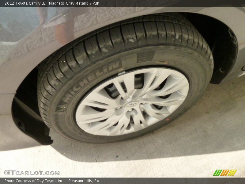 Magnetic Gray Metallic / Ash 2012 Toyota Camry LE