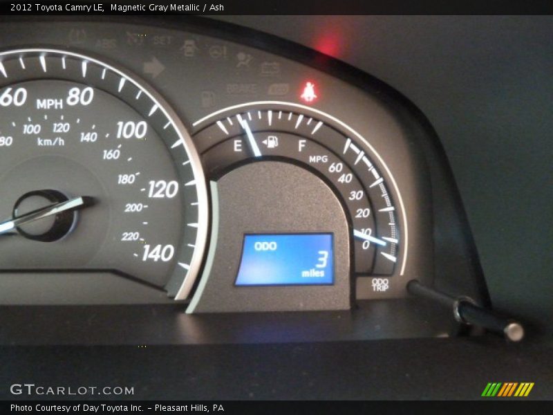 Magnetic Gray Metallic / Ash 2012 Toyota Camry LE