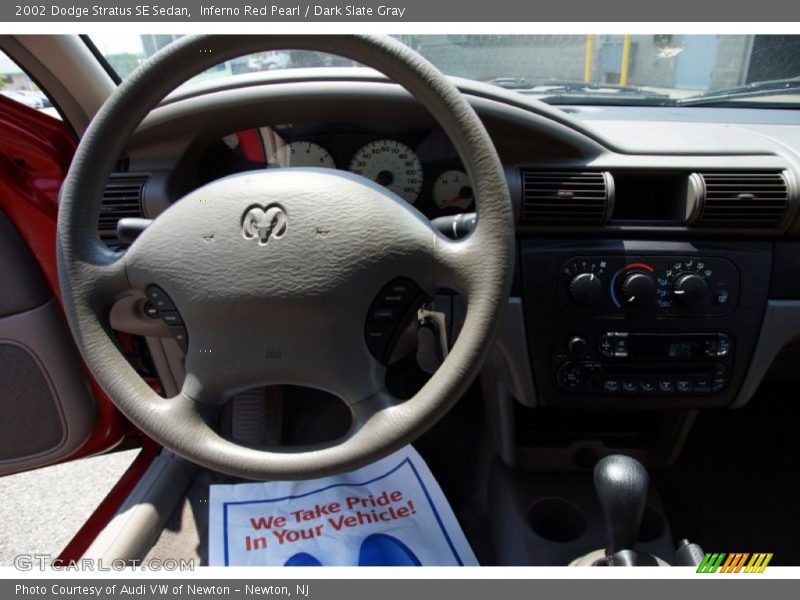 Inferno Red Pearl / Dark Slate Gray 2002 Dodge Stratus SE Sedan