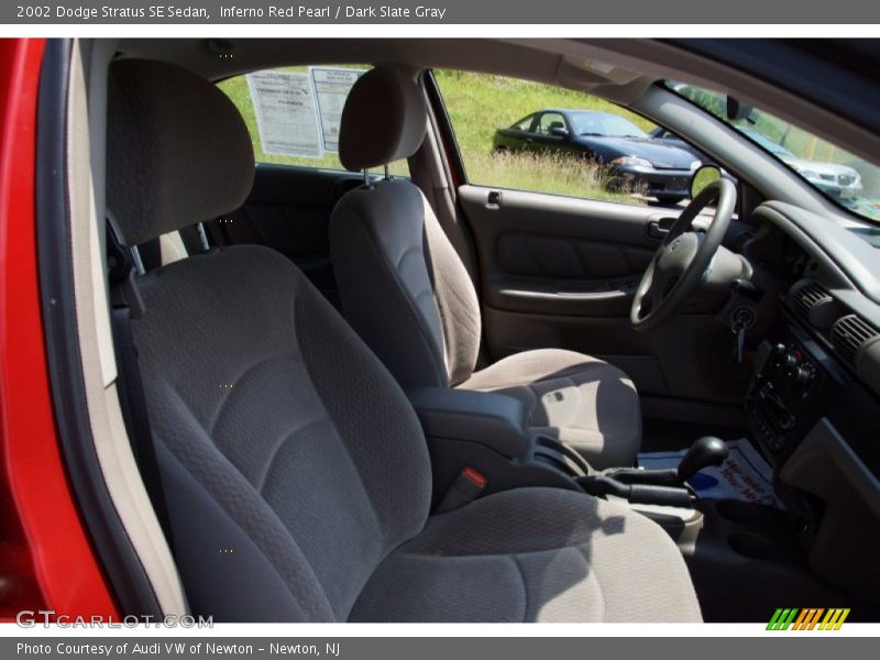 Inferno Red Pearl / Dark Slate Gray 2002 Dodge Stratus SE Sedan