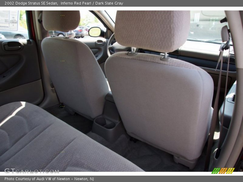 Inferno Red Pearl / Dark Slate Gray 2002 Dodge Stratus SE Sedan