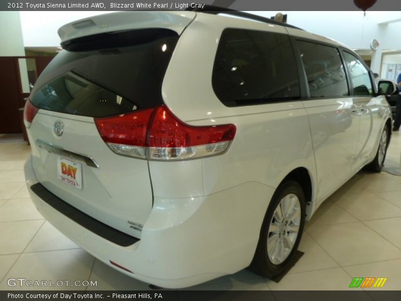 Blizzard White Pearl / Light Gray 2012 Toyota Sienna Limited AWD