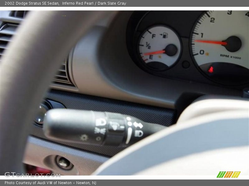 Inferno Red Pearl / Dark Slate Gray 2002 Dodge Stratus SE Sedan