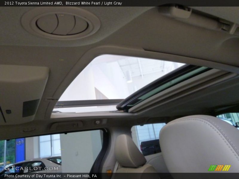 Blizzard White Pearl / Light Gray 2012 Toyota Sienna Limited AWD