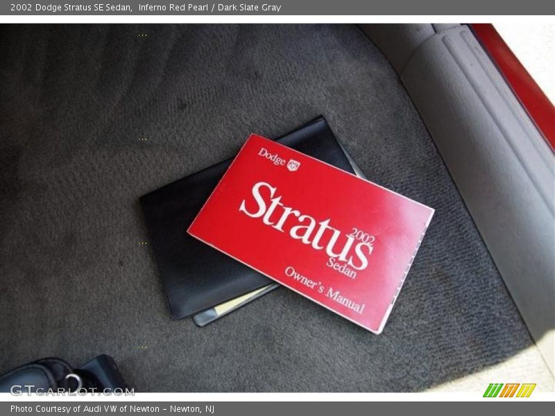 Inferno Red Pearl / Dark Slate Gray 2002 Dodge Stratus SE Sedan