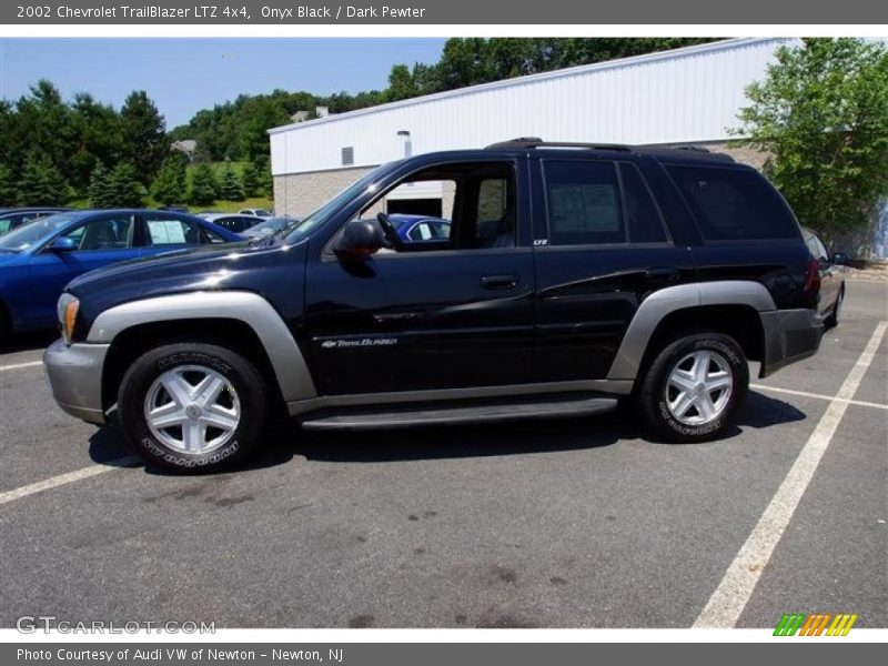 Onyx Black / Dark Pewter 2002 Chevrolet TrailBlazer LTZ 4x4