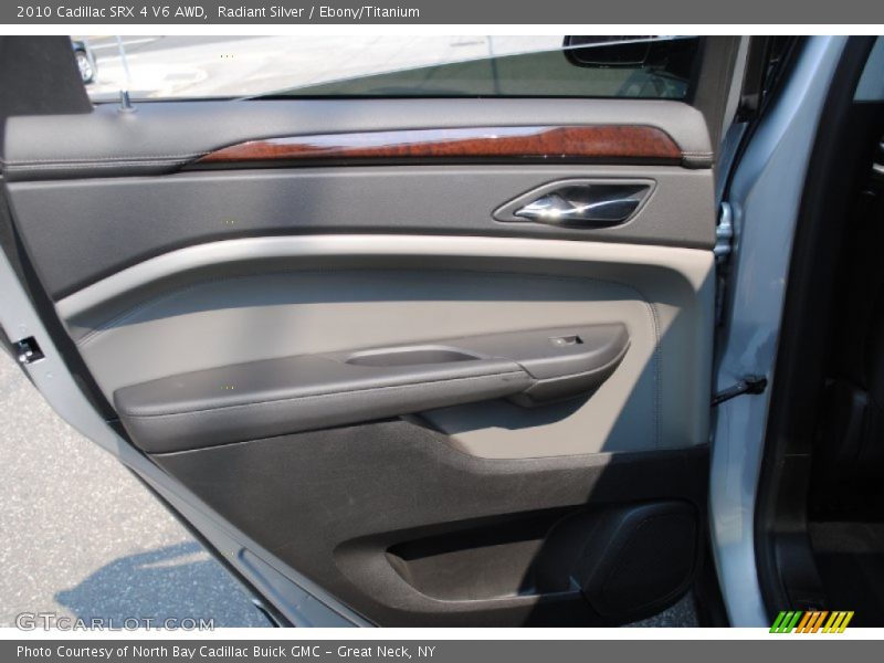 Radiant Silver / Ebony/Titanium 2010 Cadillac SRX 4 V6 AWD