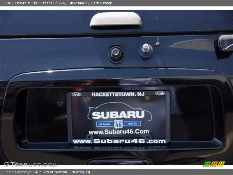 Onyx Black / Dark Pewter 2002 Chevrolet TrailBlazer LTZ 4x4