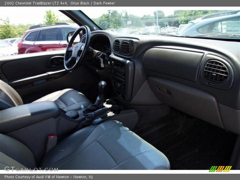 Onyx Black / Dark Pewter 2002 Chevrolet TrailBlazer LTZ 4x4