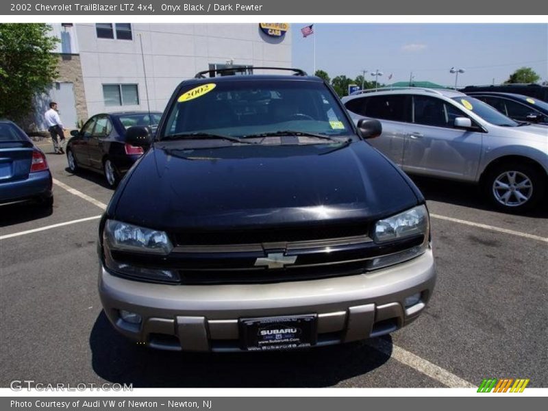 Onyx Black / Dark Pewter 2002 Chevrolet TrailBlazer LTZ 4x4