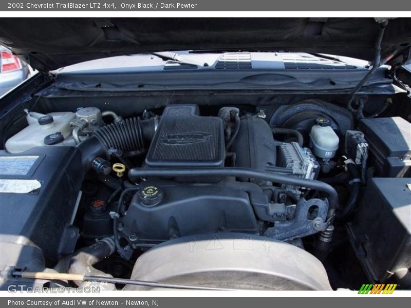 Onyx Black / Dark Pewter 2002 Chevrolet TrailBlazer LTZ 4x4